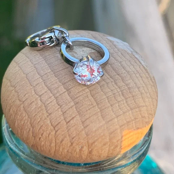 Fossil engagement ring charm - Picture 10 of 15